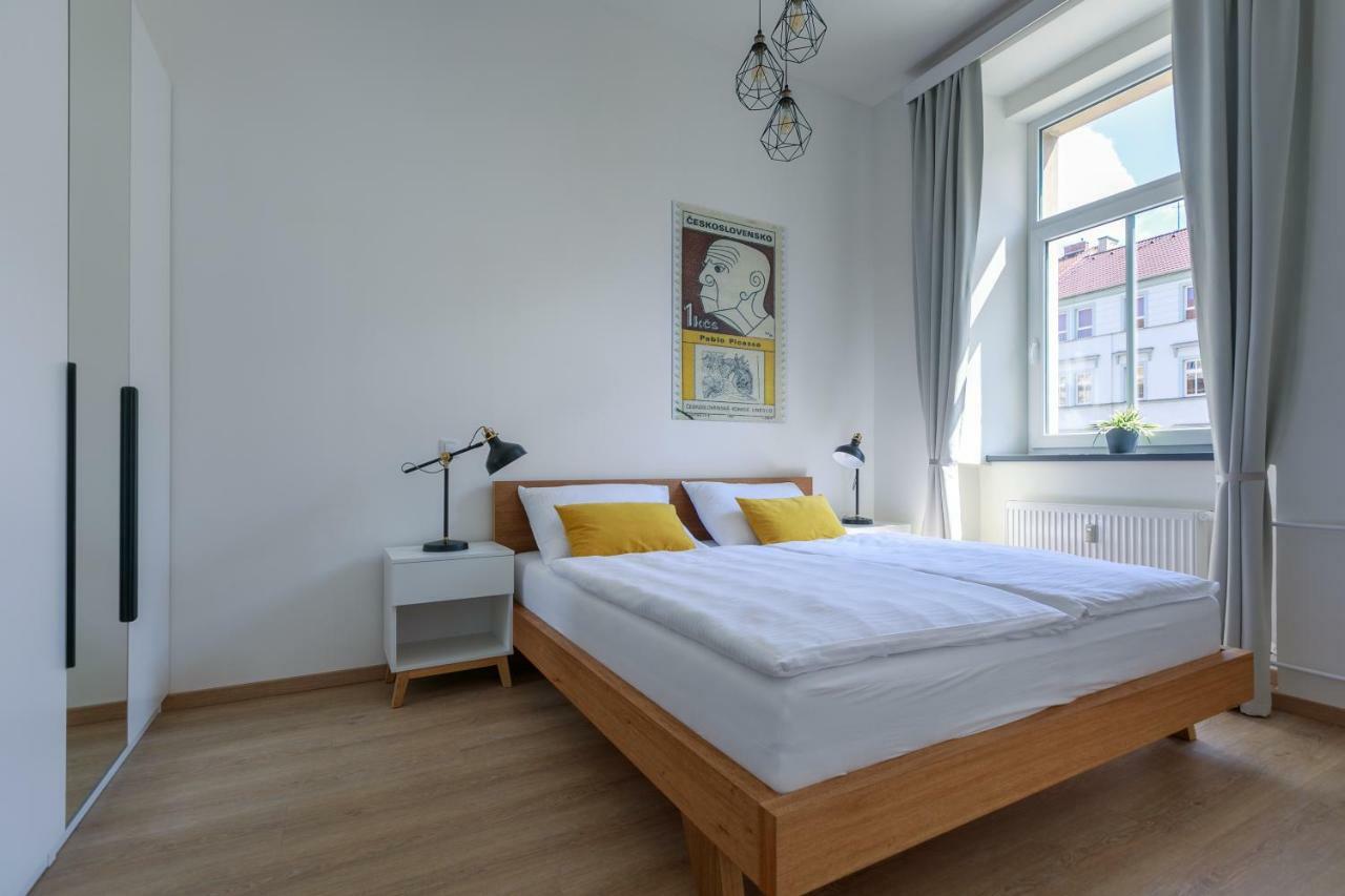 Avantgarde Apartments Plzeň Esterno foto