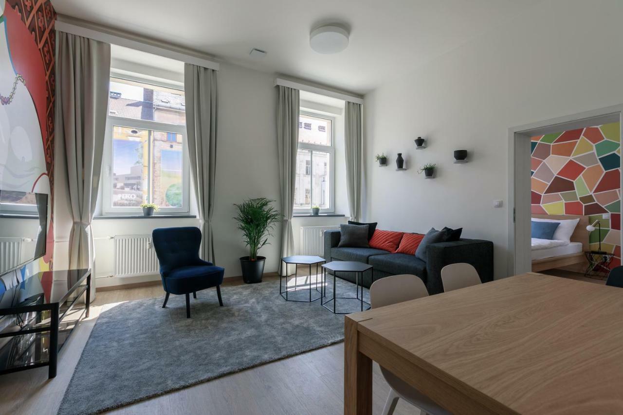 Avantgarde Apartments Plzeň Esterno foto
