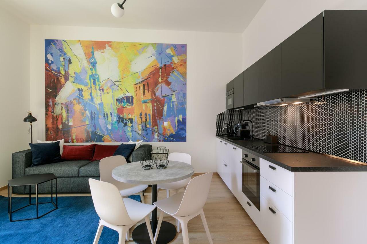 Avantgarde Apartments Plzeň Esterno foto