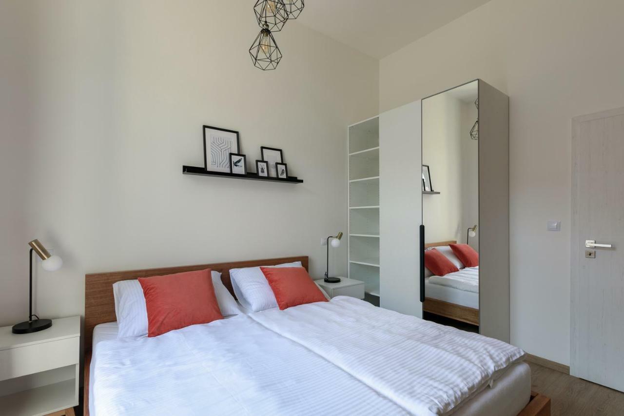 Avantgarde Apartments Plzeň Esterno foto